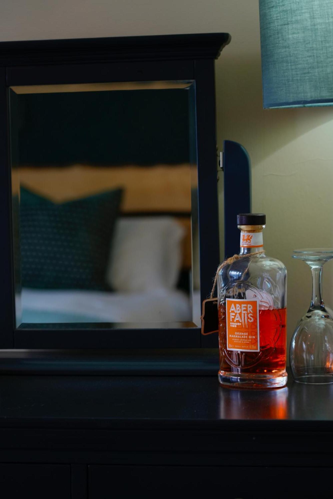 Arosfa Harbourside Guesthouse Aberaeron Dış mekan fotoğraf
